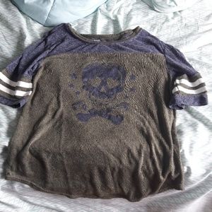 Skull shirt